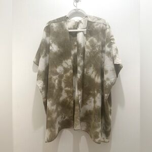 Umgee Kimono Size-Small (oversized)